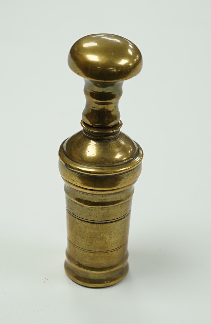 An early 19th century brass travelling pestle and mortar, 11.5cm